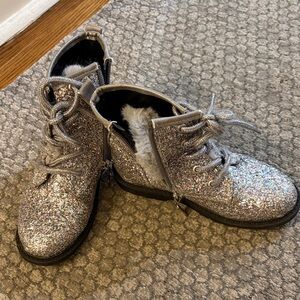 Naturino Glittery Silver Kids Booties